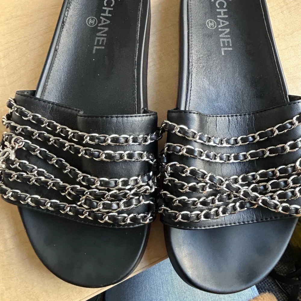 Fashion Designer Chain Mule Slide - Picture 2 of 7
